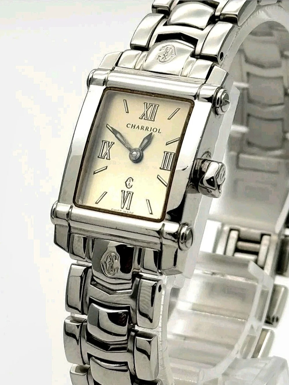 CHARRIOL Columbus 17442 Quartz Womens Watch Silver Roman Dial Swiss Made In hand